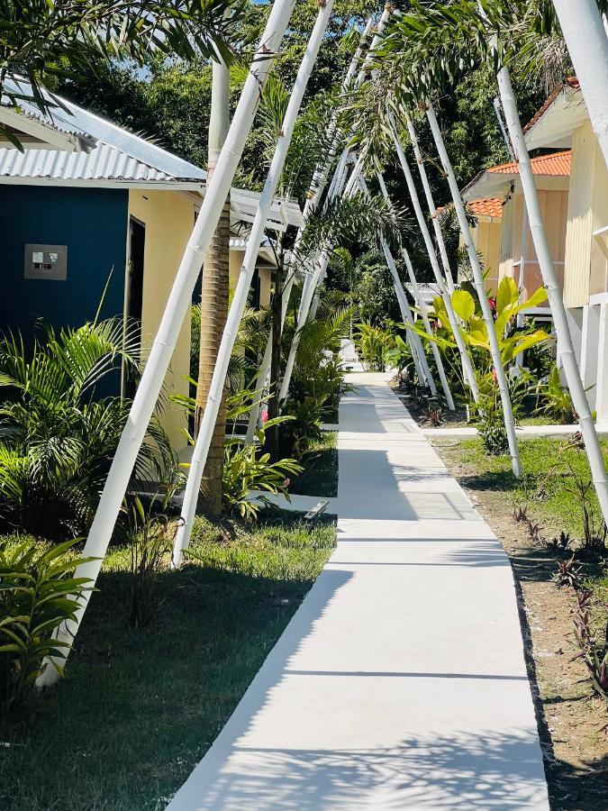 Grand Park Manuel Antonio - Adults Only Hotel Exterior photo