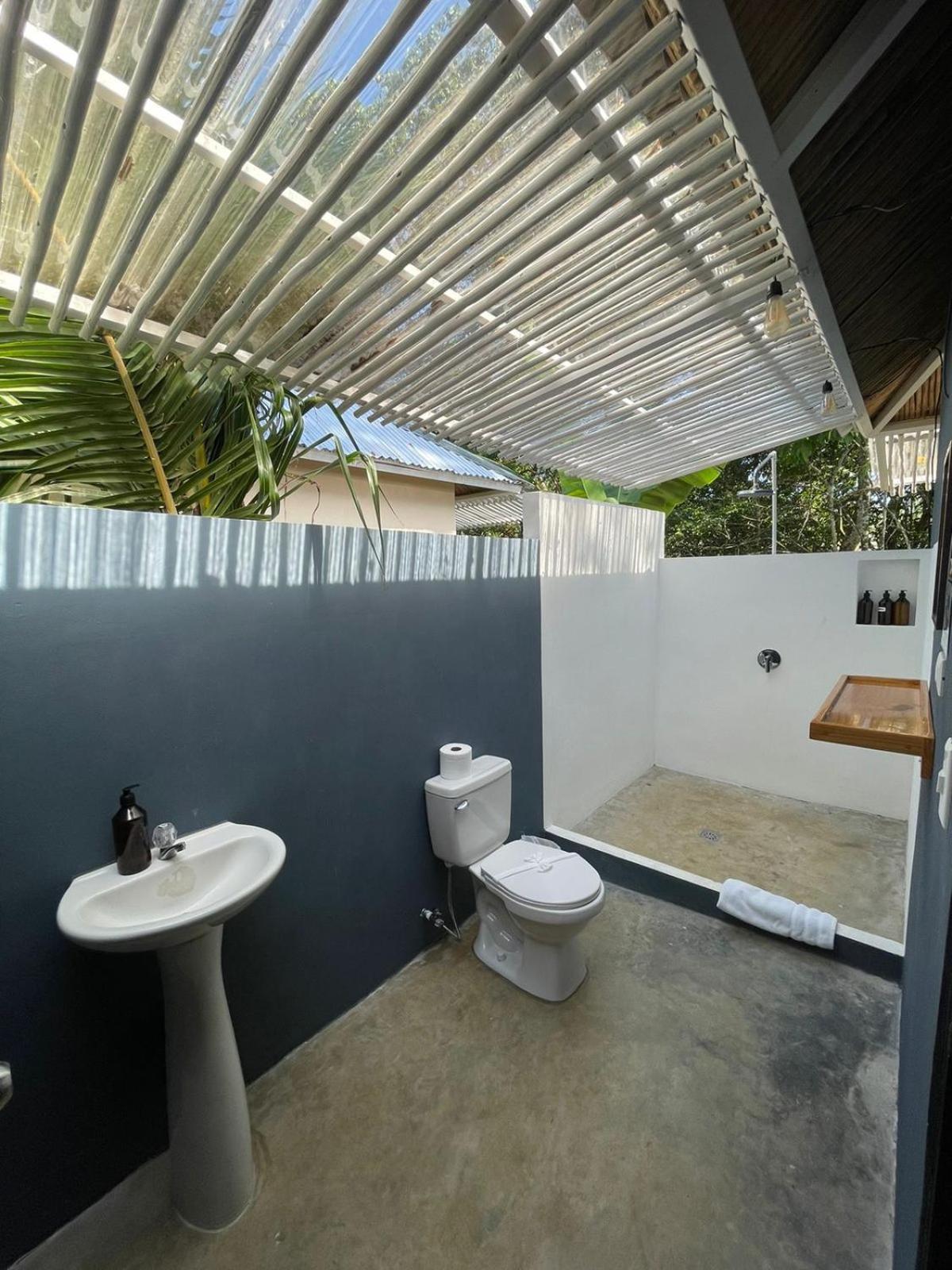 Grand Park Manuel Antonio - Adults Only Hotel Exterior photo