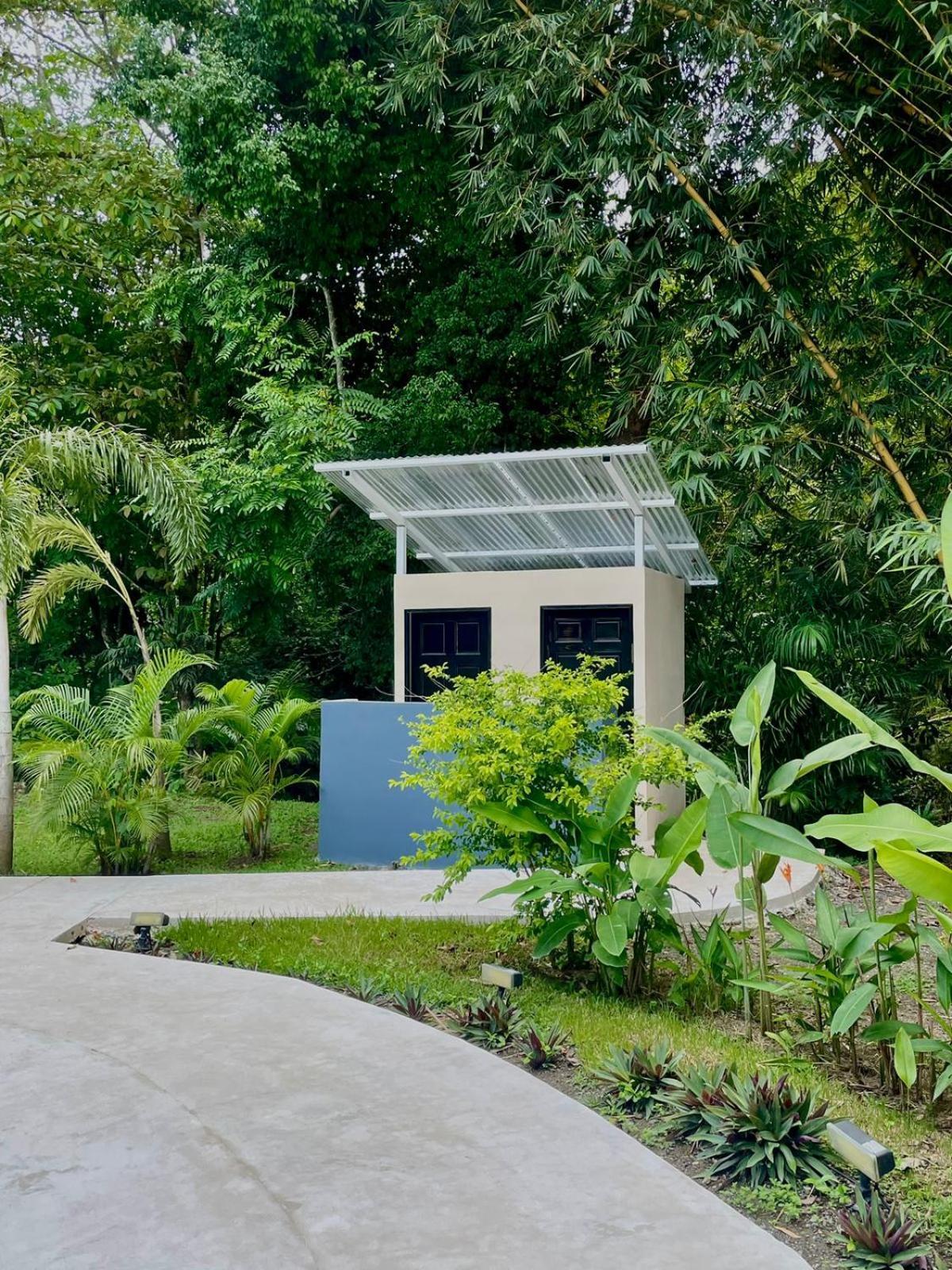 Grand Park Manuel Antonio - Adults Only Hotel Exterior photo