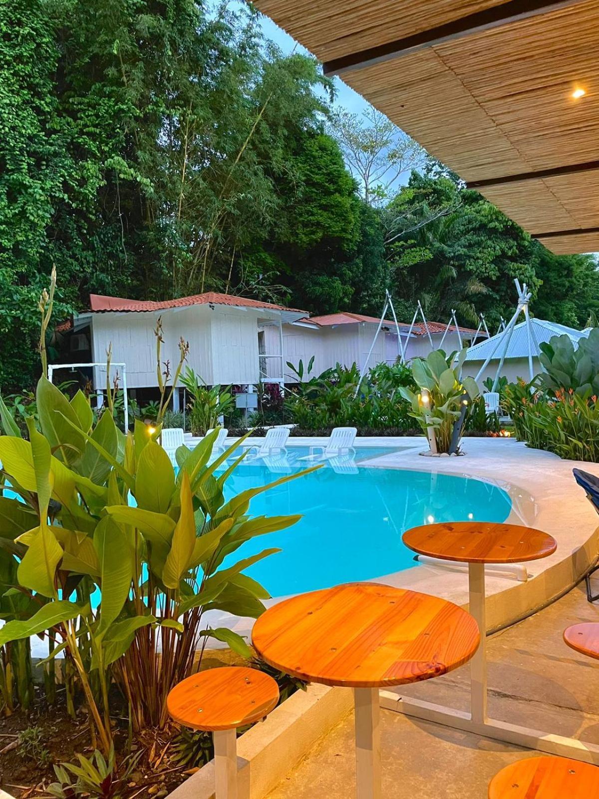 Grand Park Manuel Antonio - Adults Only Hotel Exterior photo